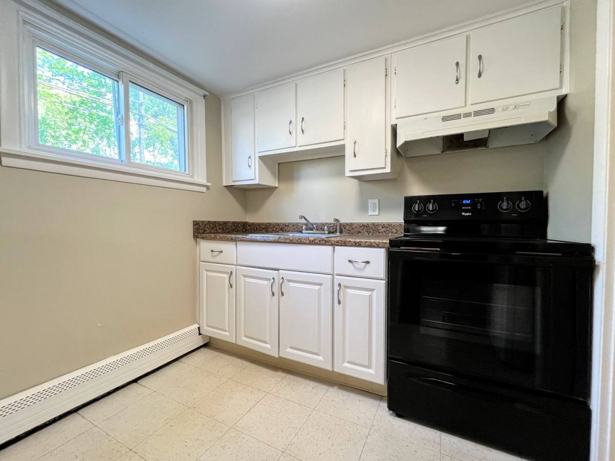 Apartment for rent at 2676 Sheridan Dr, Tonawanda, NY 14150