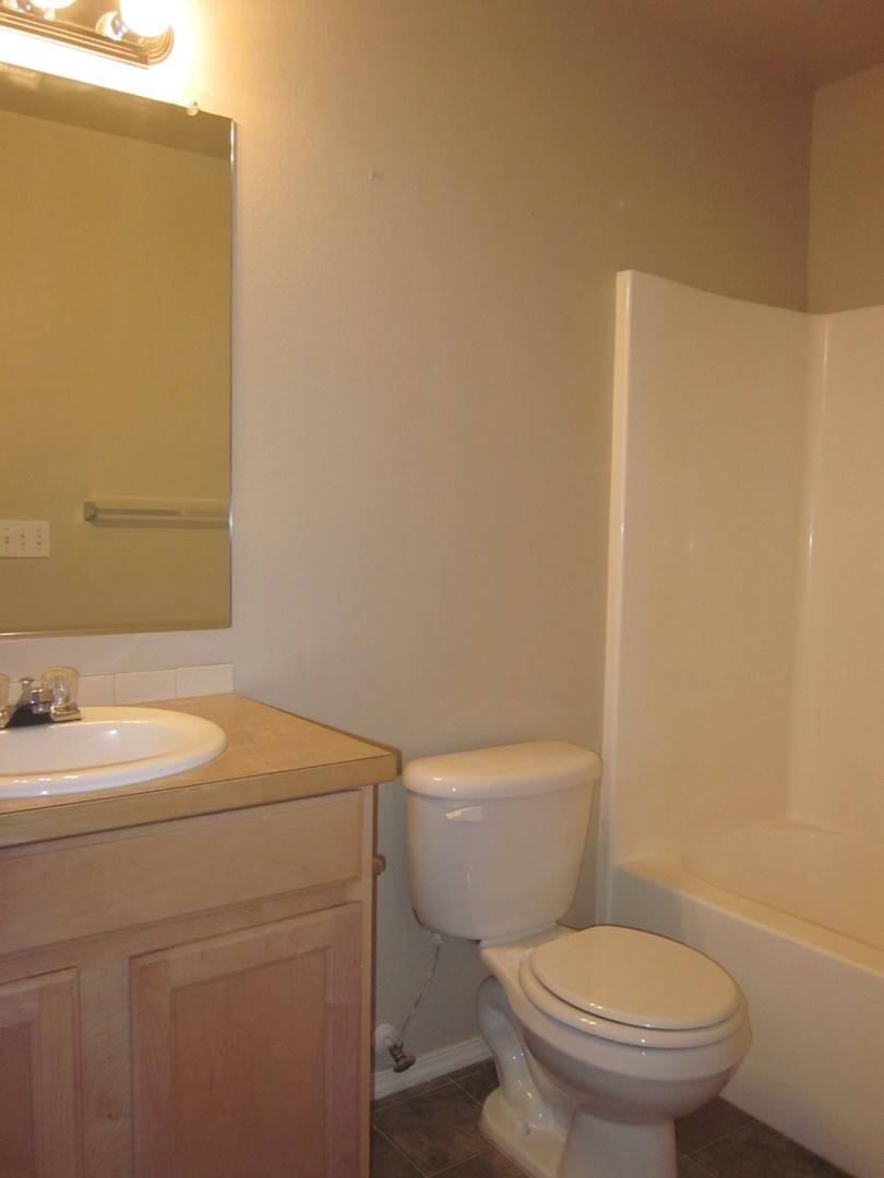 Townhouse for rent at 1930 SW Reindeer Ave, Redmond, OR 97756