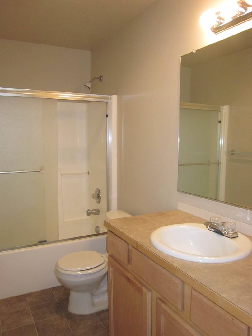 Townhouse for rent at 1930 SW Reindeer Ave, Redmond, OR 97756