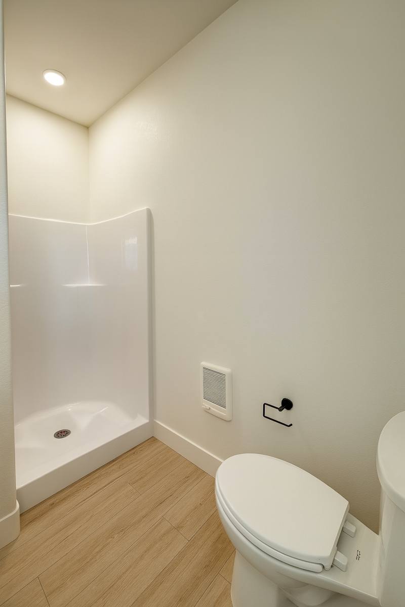 Apartment for rent at 470 NW Fir Ave, Redmond, OR 97756