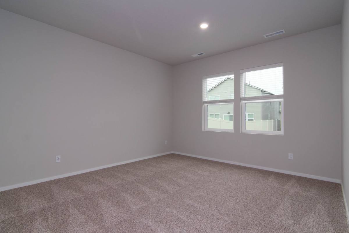 House for rent at 5507 W Georgetown Lane, Spokane, WA 99208