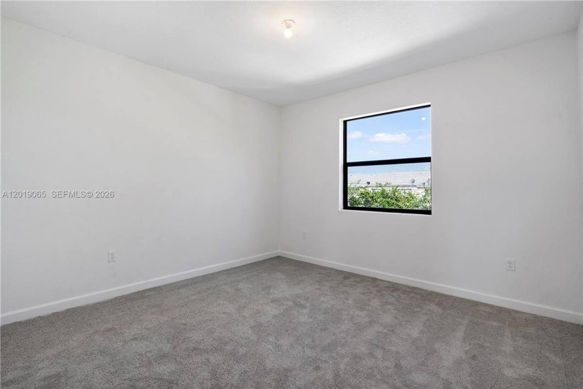 Townhouse for rent at 4957 Oakmont Dr, Fort Lauderdale, FL 33312