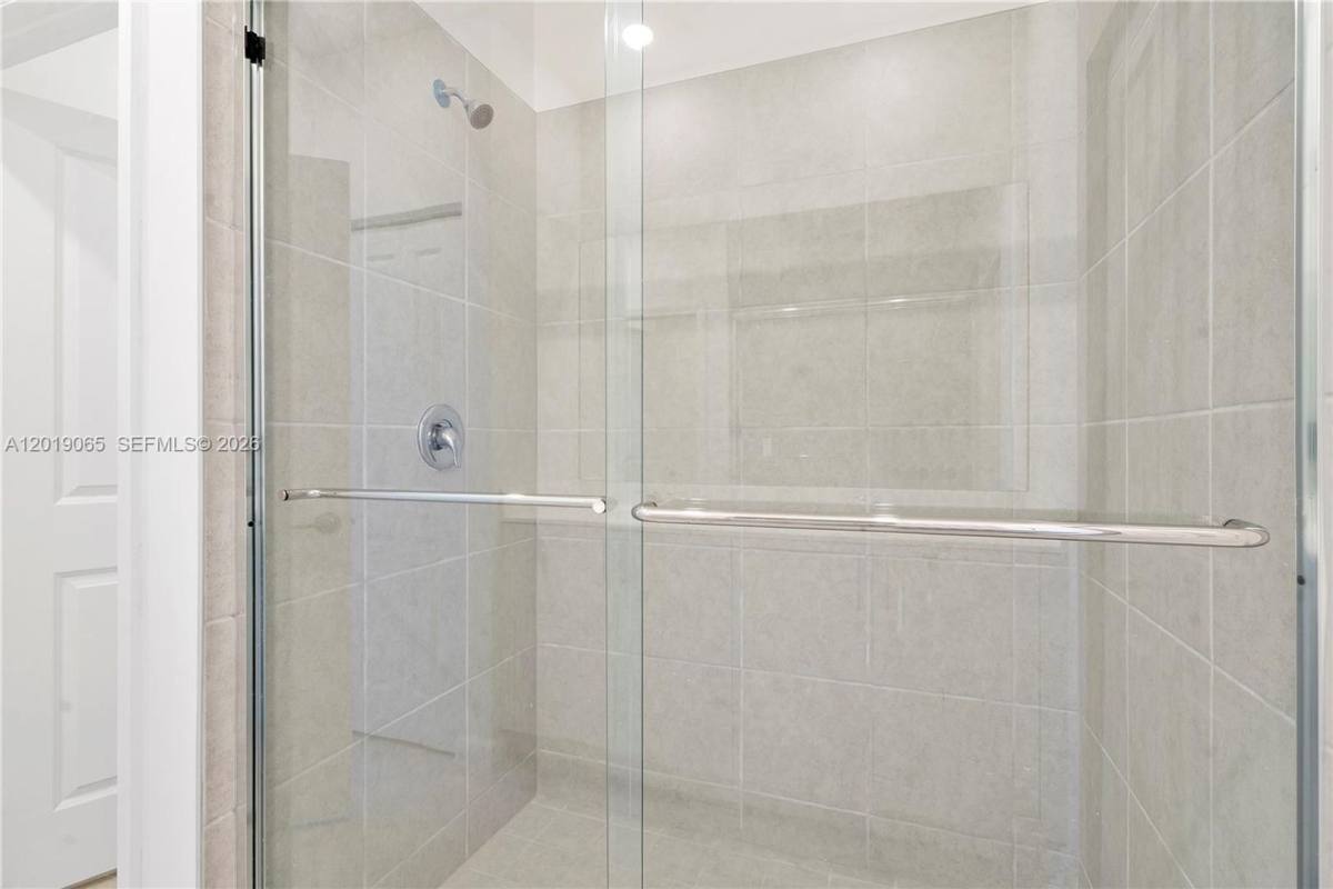 Townhouse for rent at 4957 Oakmont Dr, Fort Lauderdale, FL 33312