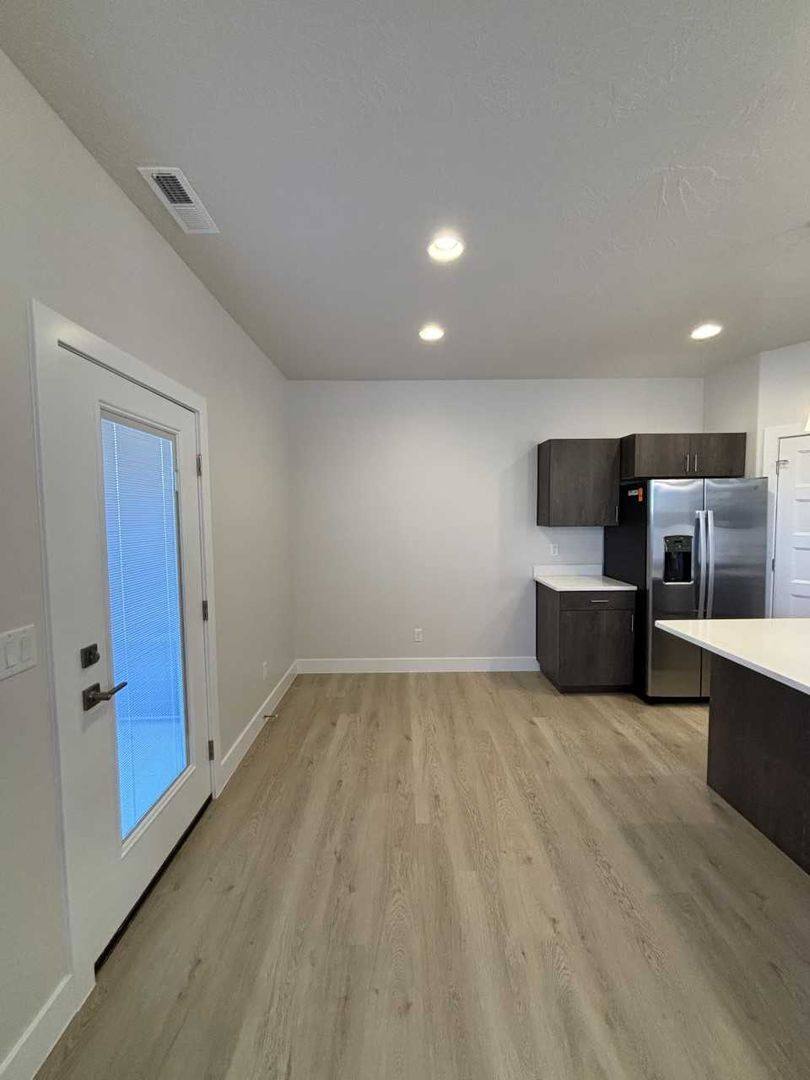 Townhouse for rent at 667 E Eureka Alley, Washington, UT 84780