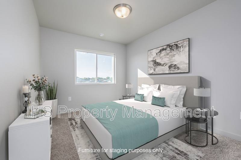 Townhouse for rent at 2511 Ronan St #A, Pasco, WA 99301