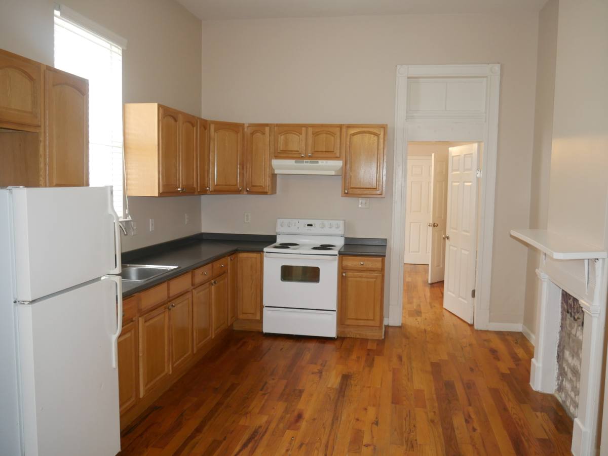 Apartment for rent at 1677-79 N Broad, New Orleans, LA 70119