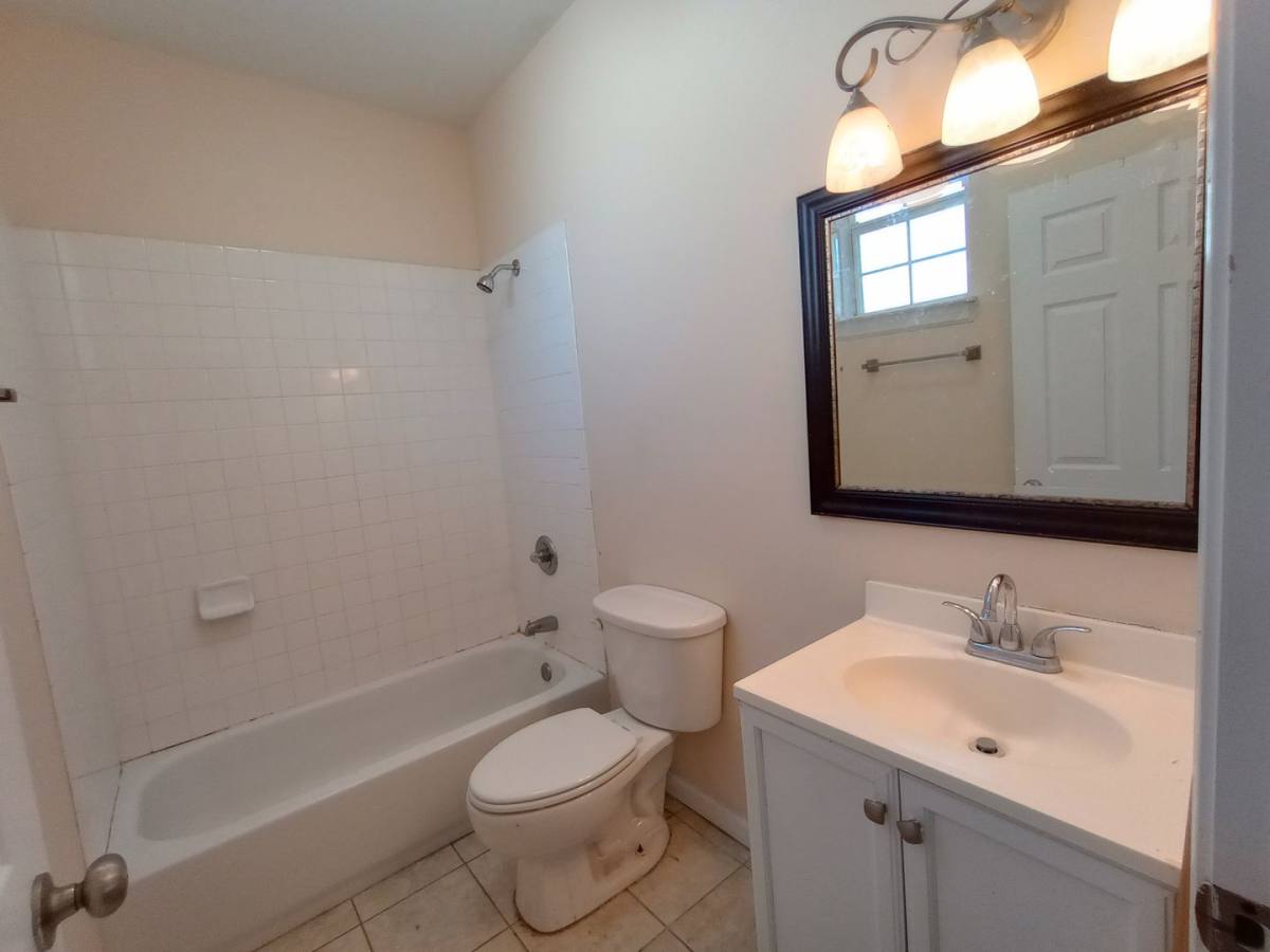 Apartment for rent at 1677-79 N Broad, New Orleans, LA 70119
