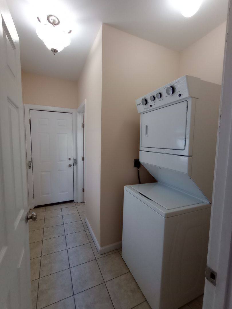 Apartment for rent at 1677-79 N Broad, New Orleans, LA 70119