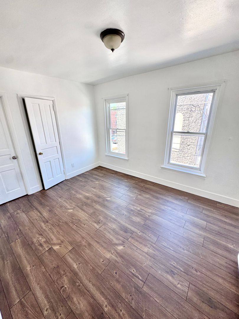 Apartment for rent at 535 W Tilghman St, Allentown, PA 18102