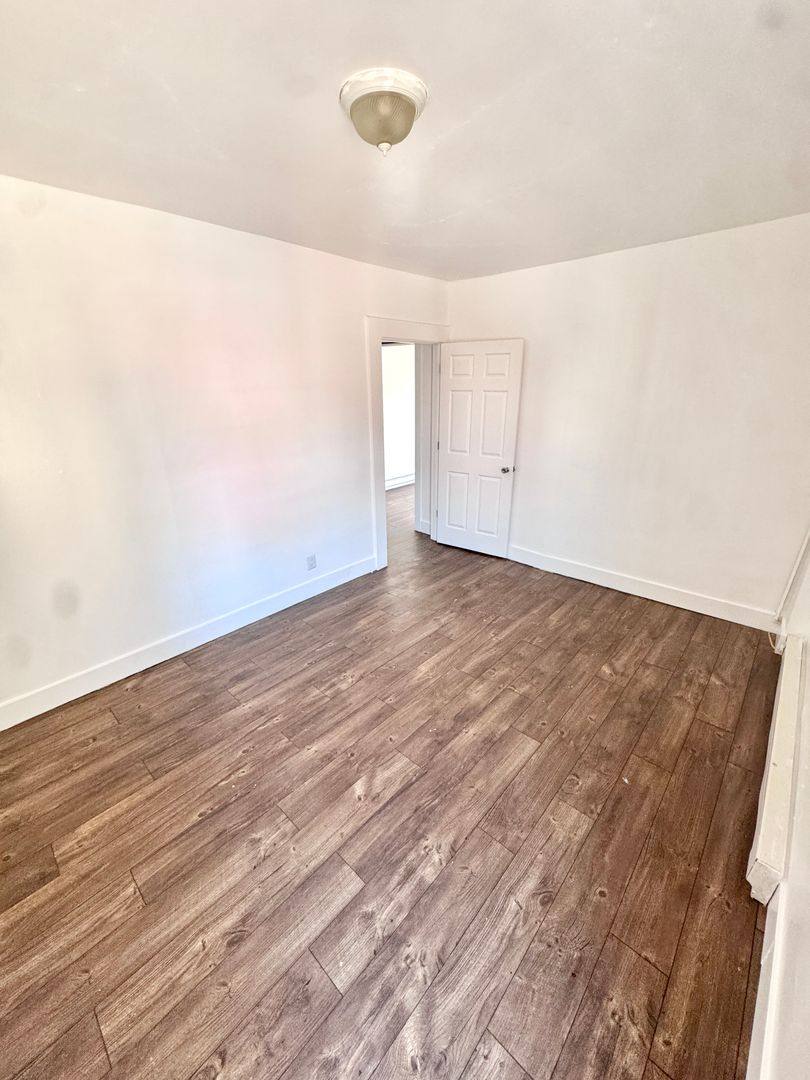 Apartment for rent at 535 W Tilghman St, Allentown, PA 18102