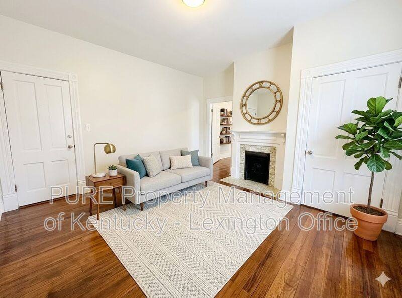 Apartment for rent at 168 Woodland Ave #2, Lexington, KY 40502