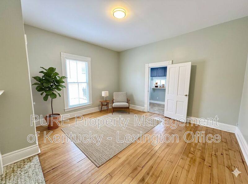 Apartment for rent at 168 Woodland Ave #2, Lexington, KY 40502