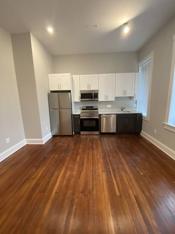Apartment for rent at 911 S Ellwood Ave #2, Baltimore, MD 21224