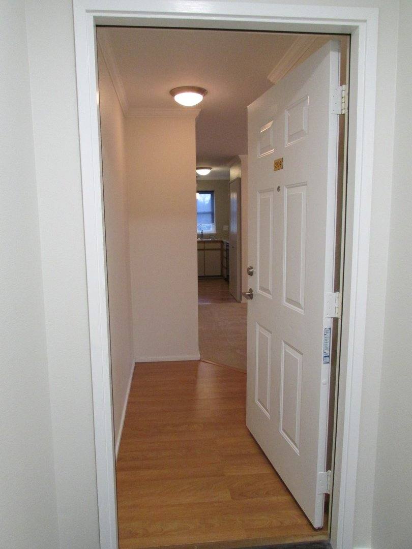 Condo for rent at 160 Lee St, Seattle, WA 98109