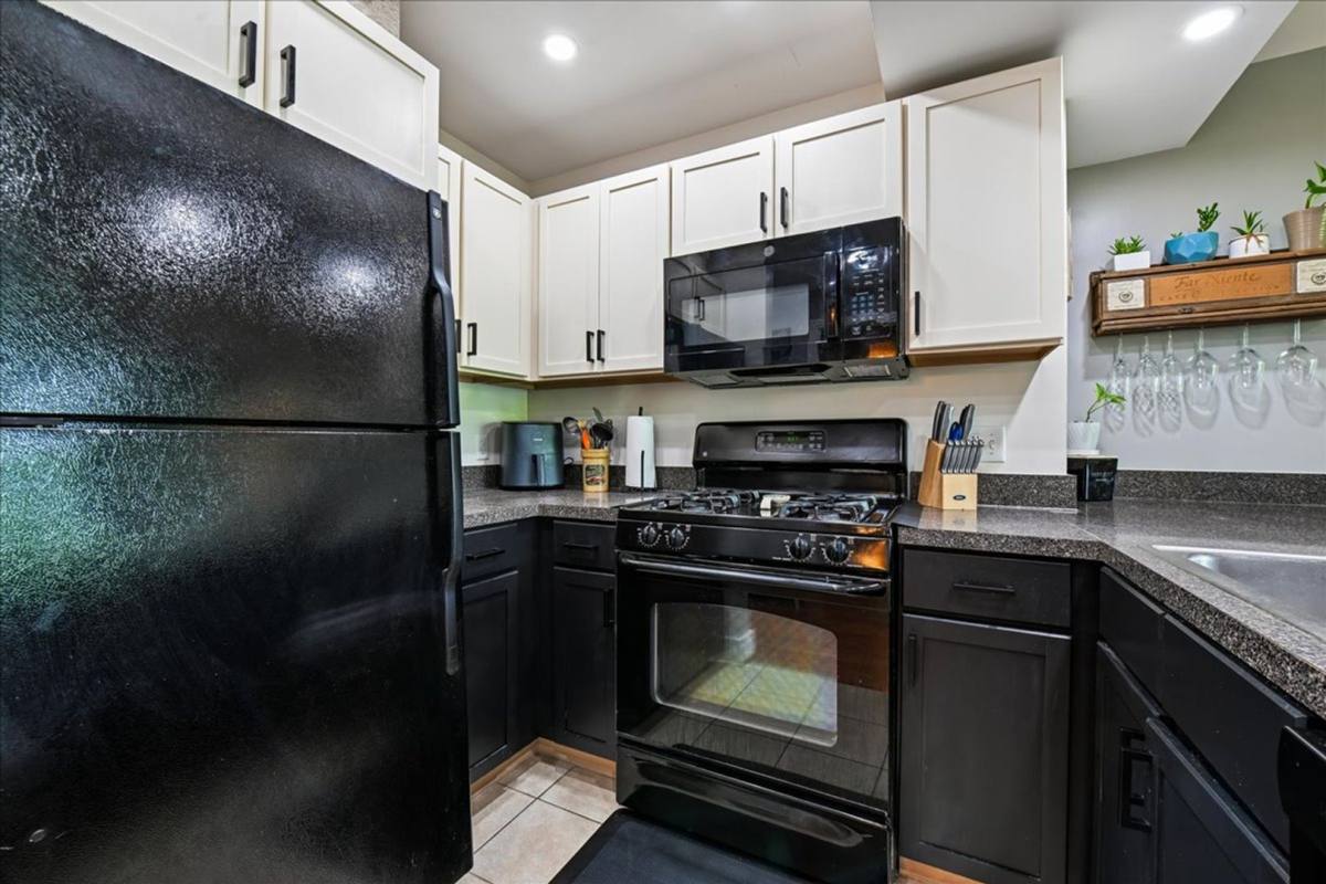 Apartment for rent at 800 4th St SW, Washington, DC 20024