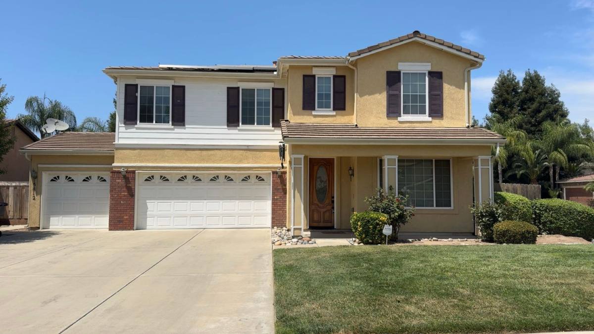 House for rent at 5812 W Perez Ave, Visalia, CA 93291