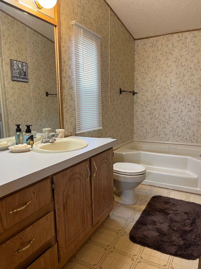 House for rent at 807 Stahlman Dr, Bullhead City, AZ 86442