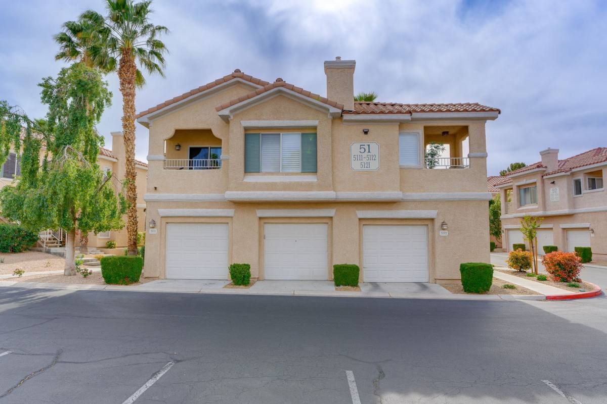 Condo for rent at 251 S Green Valley, Henderson, NV 89012