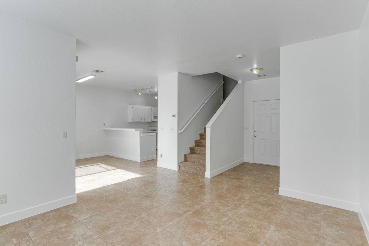 Condo for rent at 251 S Green Valley, Henderson, NV 89012