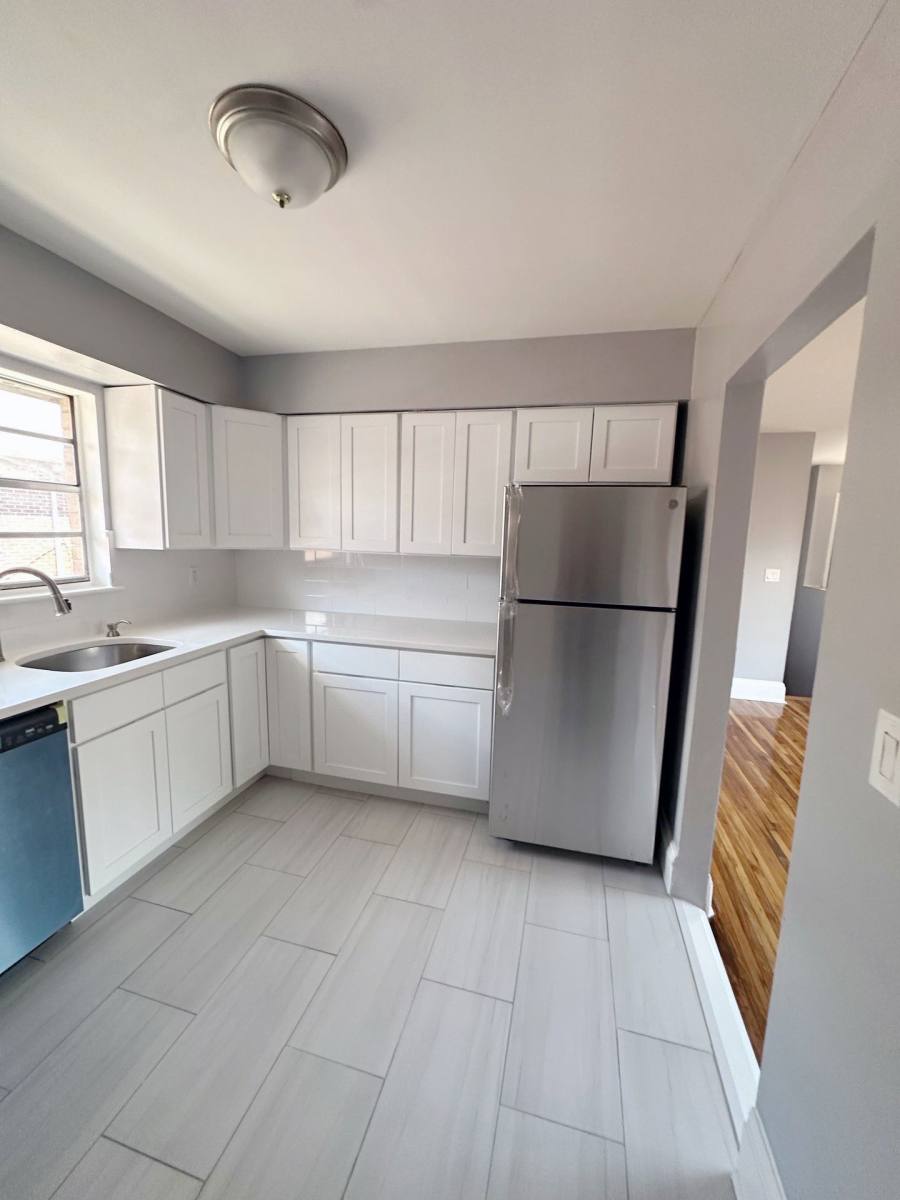 Apartment for rent at 130-134 Stuyvesant Ave, Lyndhurst, NJ 07071
