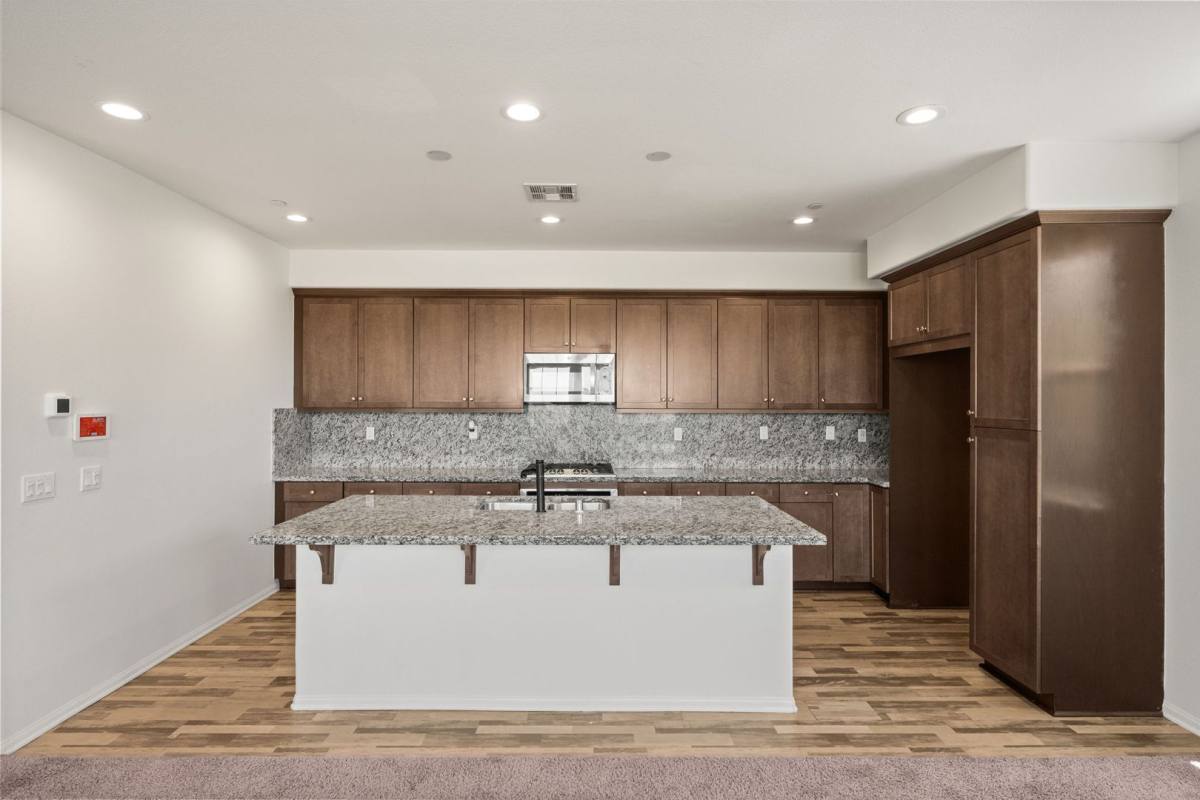 Townhouse for rent at 12162 Diamond Dust Dr, Rancho Cucamonga, CA 91739