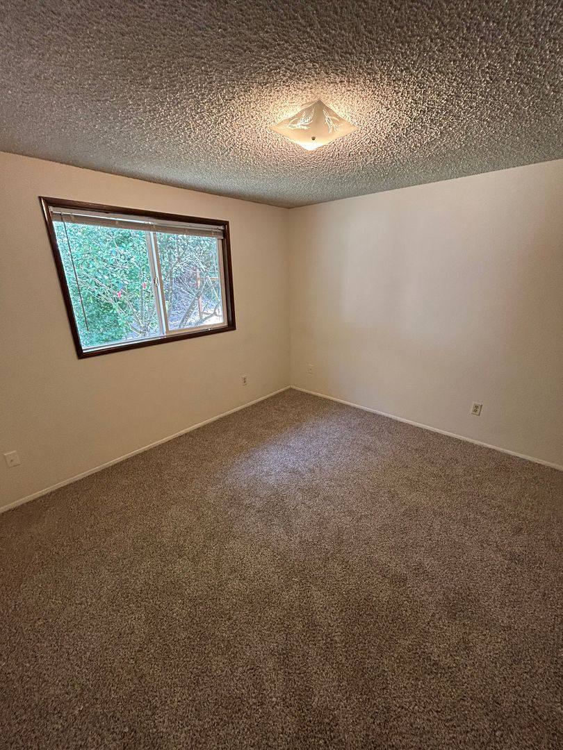 Apartment for rent at 1126 1128 SE Rummel St, McMinnville, OR 97128