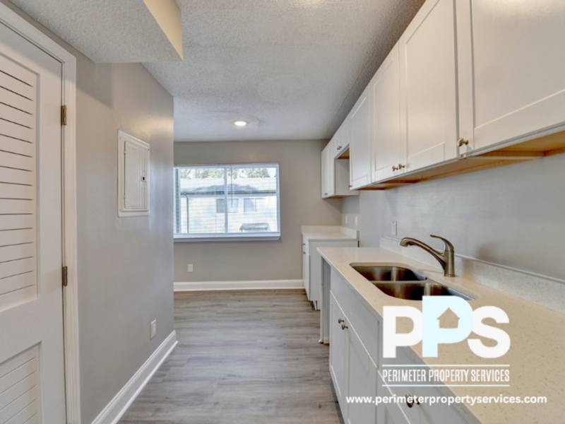 Apartment for rent at 390 W Lake Ave #B9, Atlanta, GA 30318