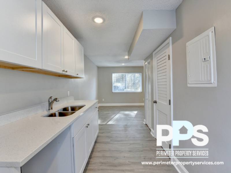 Apartment for rent at 390 W Lake Ave #B9, Atlanta, GA 30318
