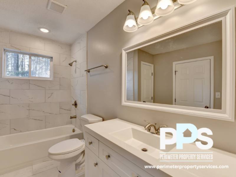 Apartment for rent at 390 W Lake Ave #B9, Atlanta, GA 30318