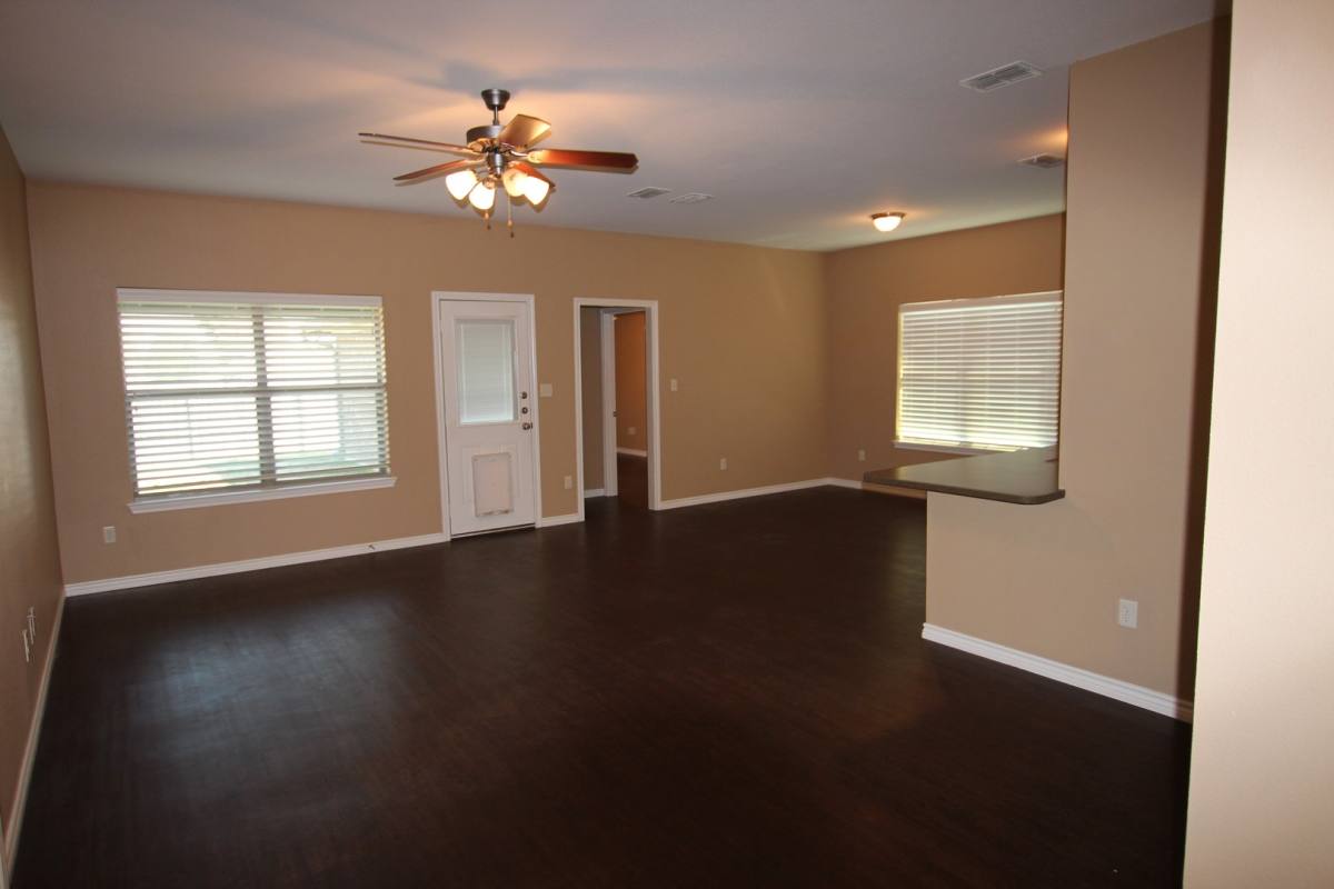 Townhouse for rent at 19391 King Ranch Dr, Flint, TX 75762