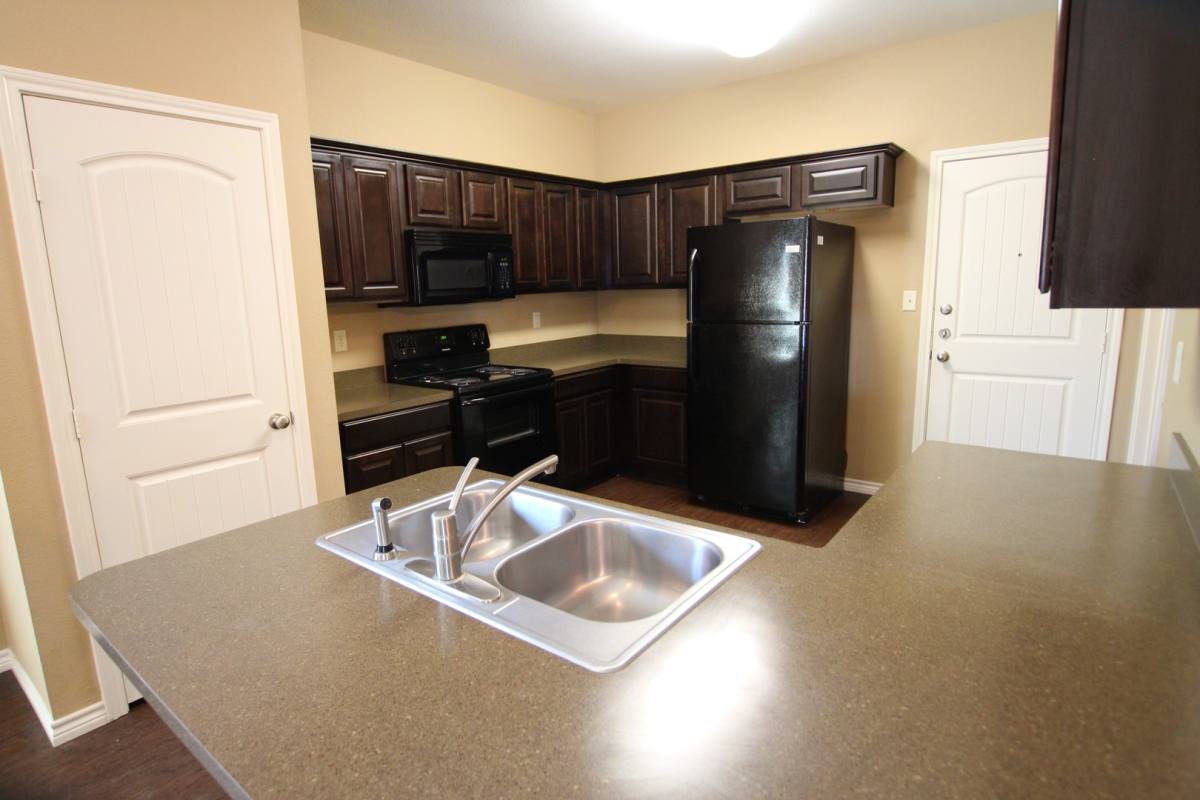 Townhouse for rent at 19391 King Ranch Dr, Flint, TX 75762