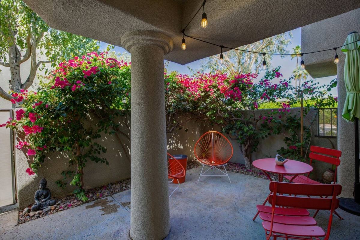 Condo for rent at 353 N Hermosa Dr, Palm Springs, CA 92262