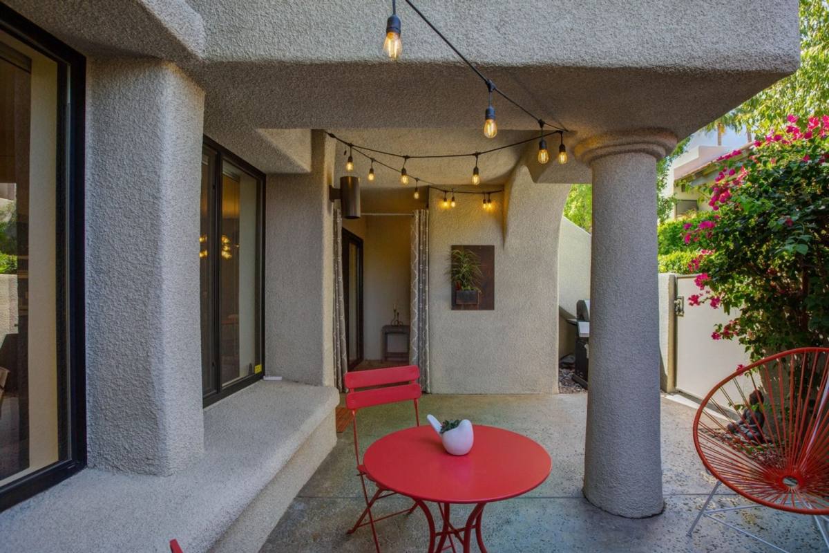 Condo for rent at 353 N Hermosa Dr, Palm Springs, CA 92262