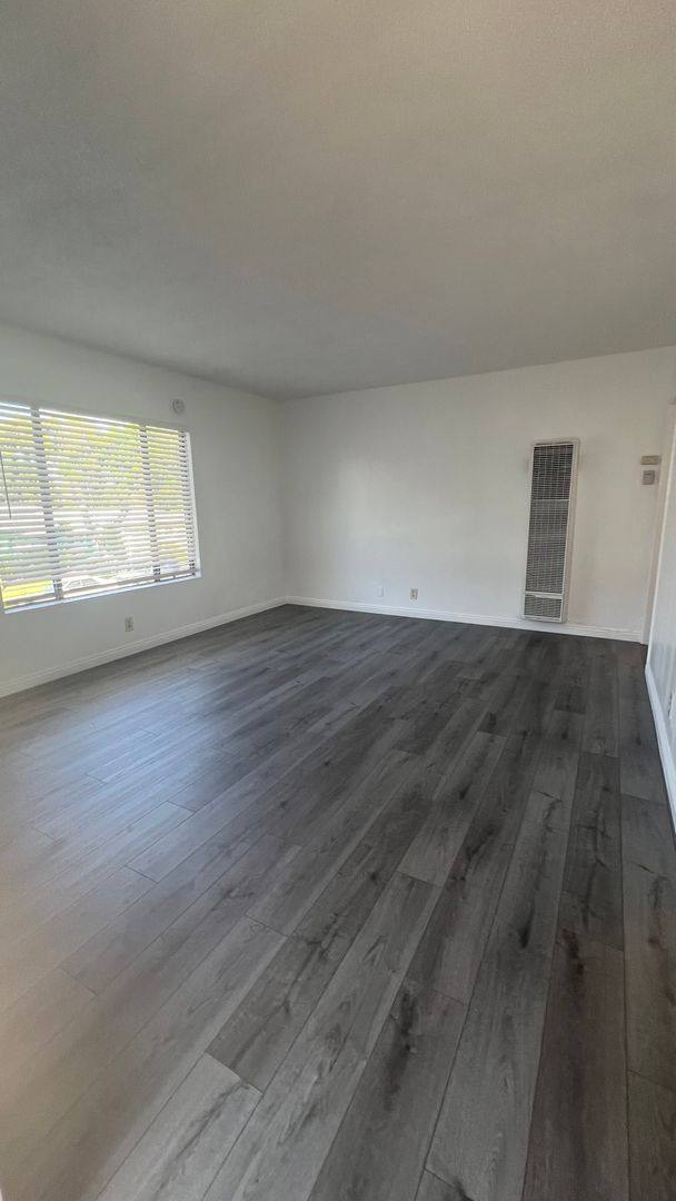 Apartment for rent at 11872 Sproul St, Norwalk, CA 90650