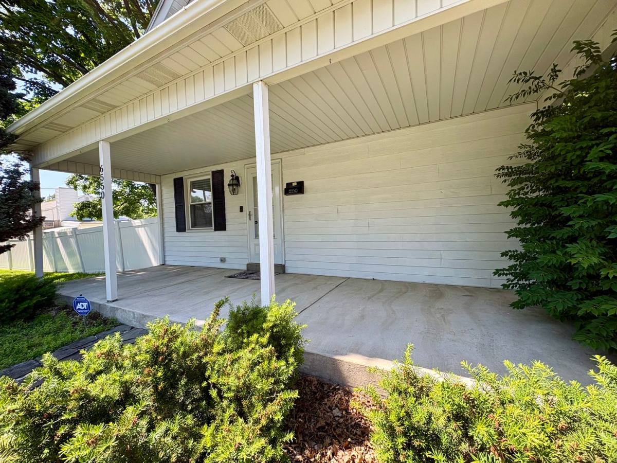 House for rent at 6550 Somerset St, Harrisburg, PA 17111
