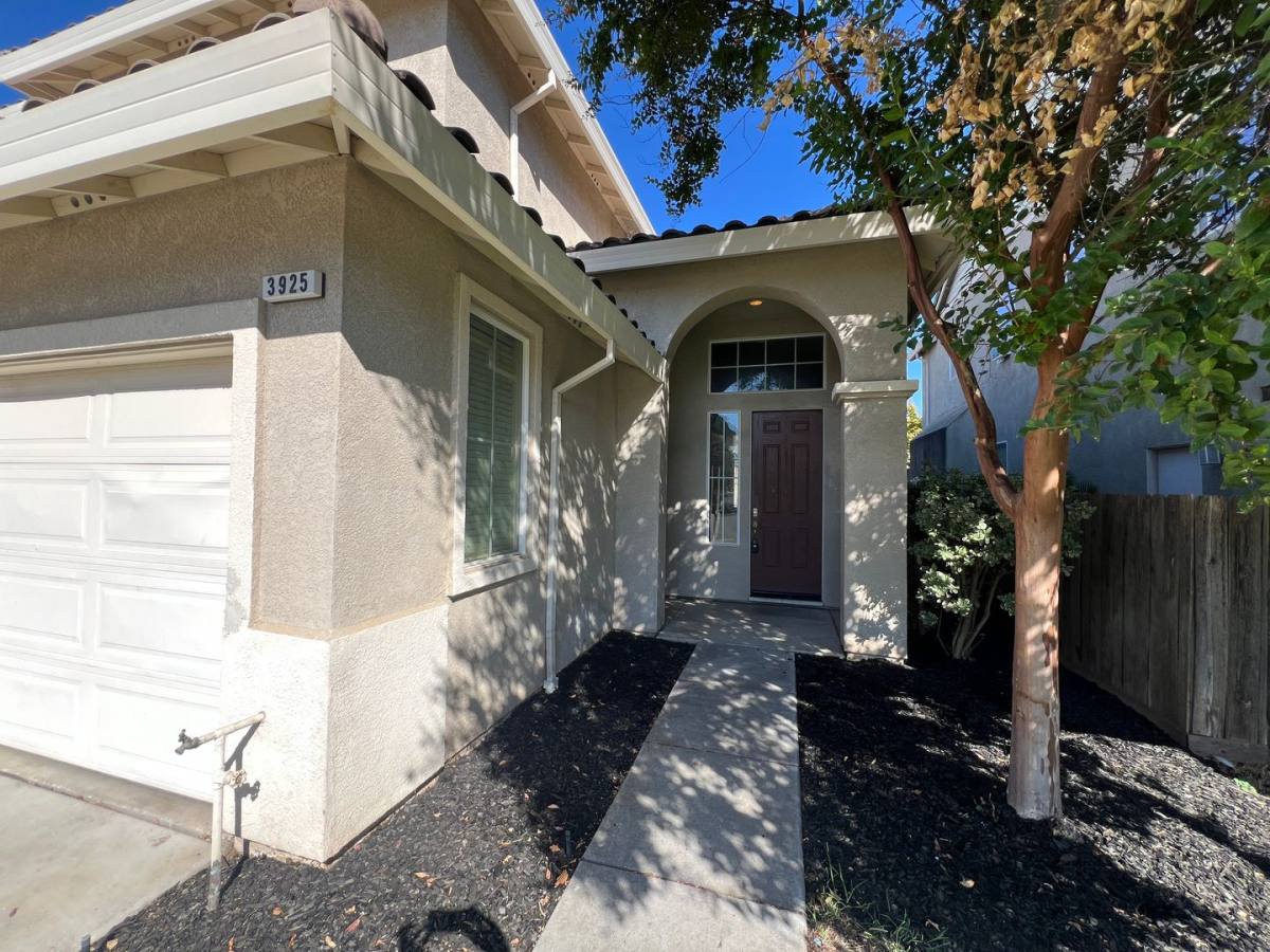 House for rent at 3925 Ruffed Grouse Lane, Modesto, CA 95355