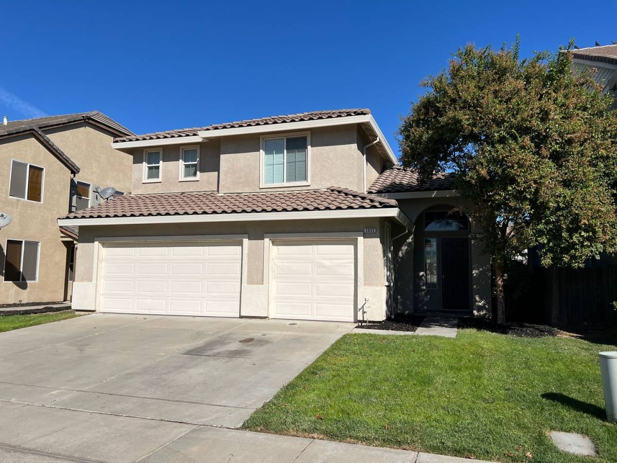 House for rent at 3925 Ruffed Grouse Lane, Modesto, CA 95355