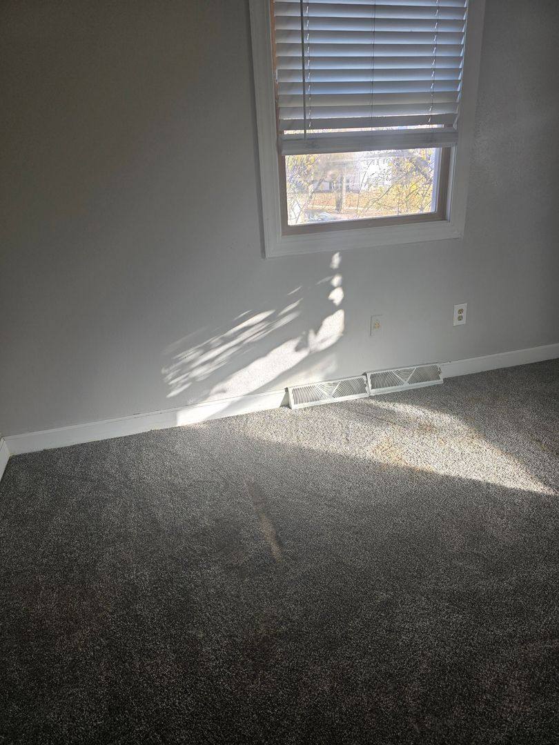 House for rent at 1324 S Annway Dr, Sioux Falls, SD 57103