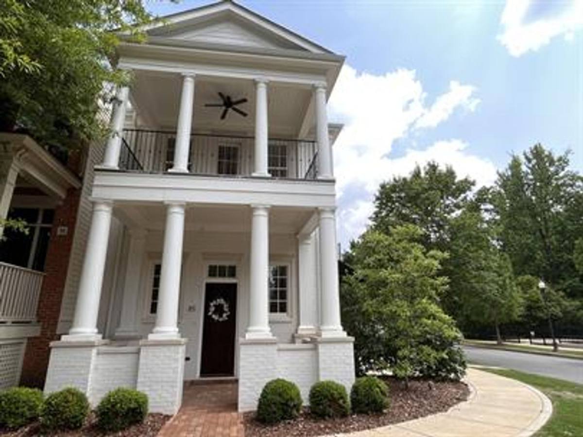 House for rent at 85 Town Center Dr NW #2, Huntsville, AL 35806