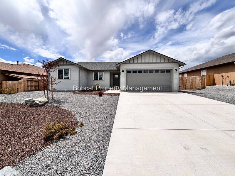 House for rent at 909 Saltbrush Rd, Dayton, NV 89403
