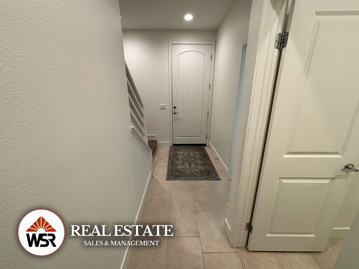 Townhouse for rent at 15886 Ellington Way, Chino Hills, CA 91709
