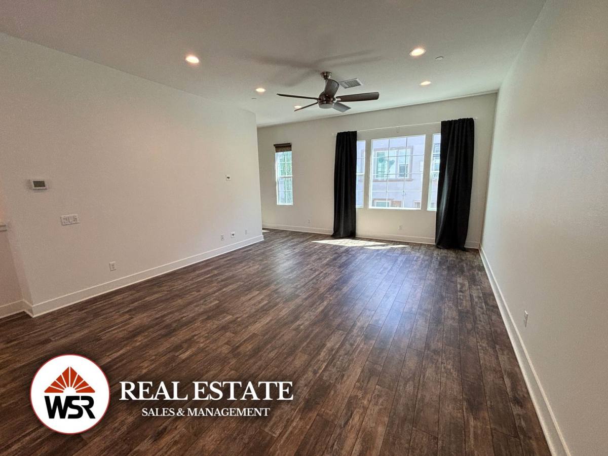 Townhouse for rent at 15886 Ellington Way, Chino Hills, CA 91709