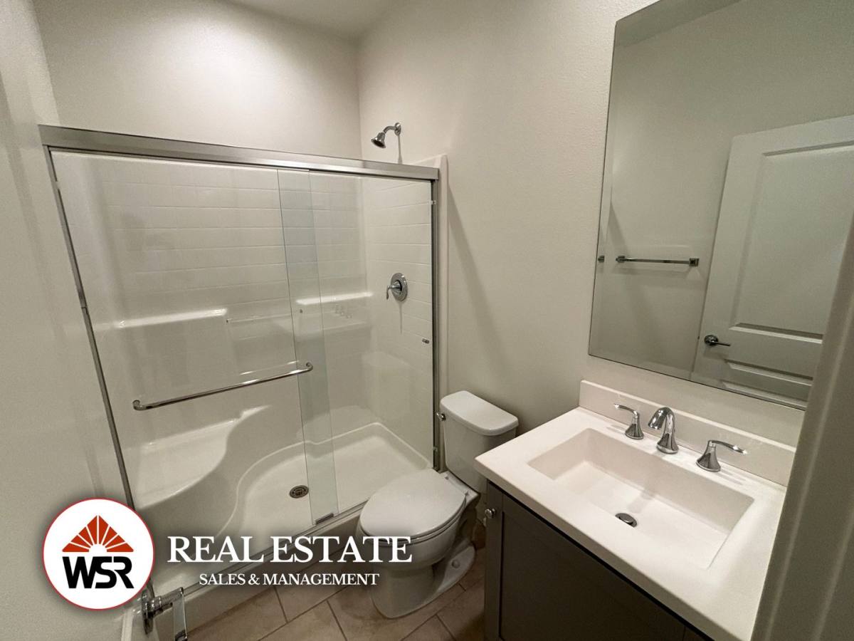 Townhouse for rent at 15886 Ellington Way, Chino Hills, CA 91709