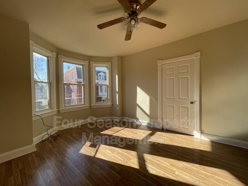 Apartment for rent at 616 W Franklin St #2, Hagerstown, MD 21740