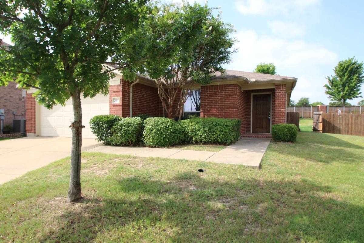 House for rent at 557 Winbridge Lane, Haslet, TX 76052