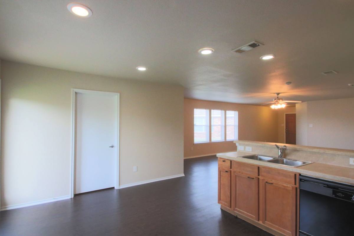 House for rent at 557 Winbridge Lane, Haslet, TX 76052