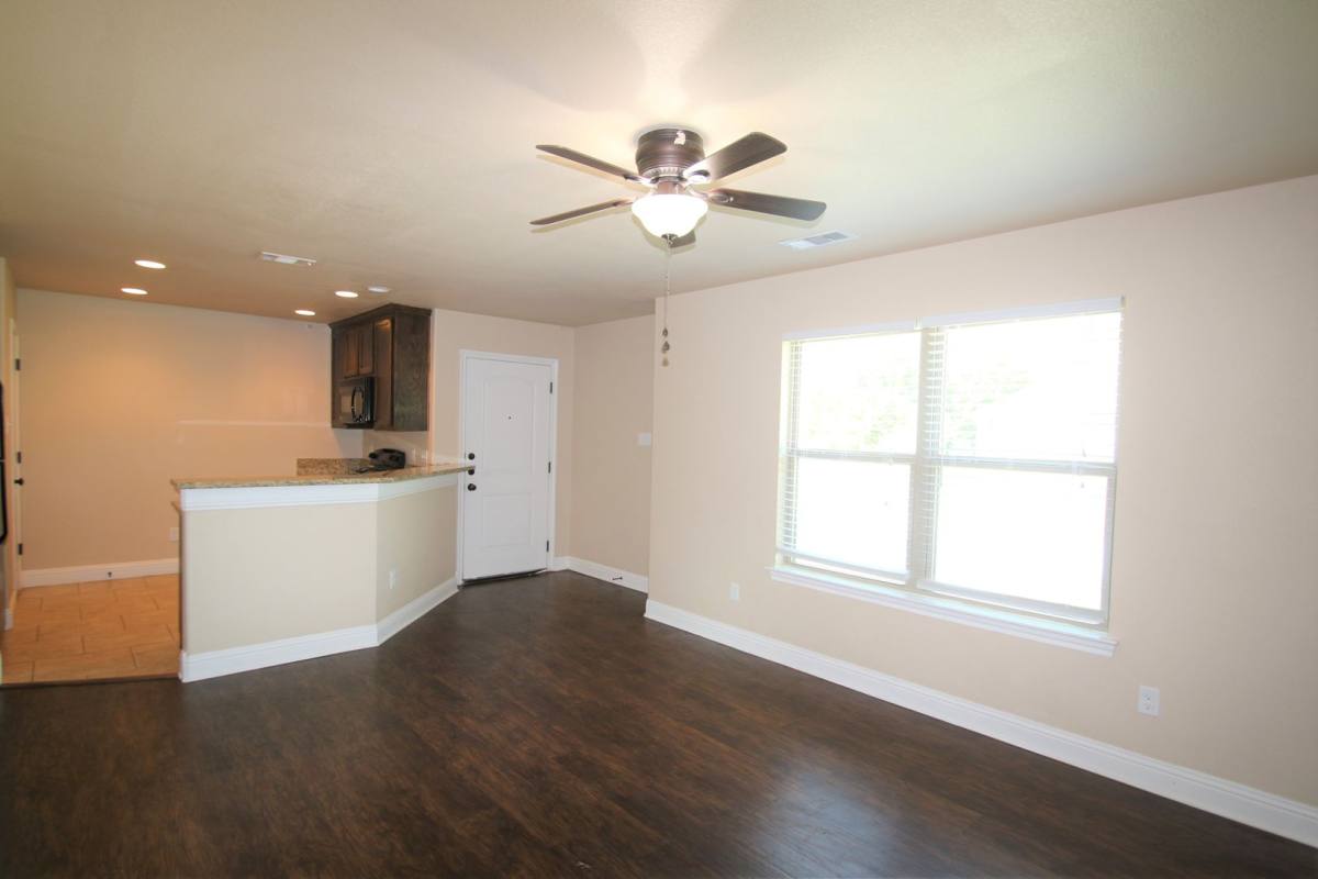 Apartment for rent at 131 Sunburst Court, Weatherford, TX 76087