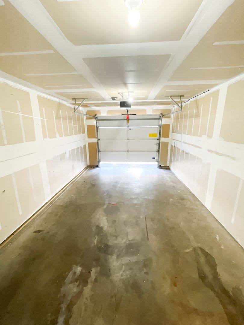 Apartment for rent at 5710-5712-5714-5716 Glenridge Way, Klamath Falls, OR 97603