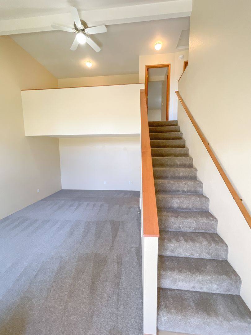 Apartment for rent at 5710-5712-5714-5716 Glenridge Way, Klamath Falls, OR 97603