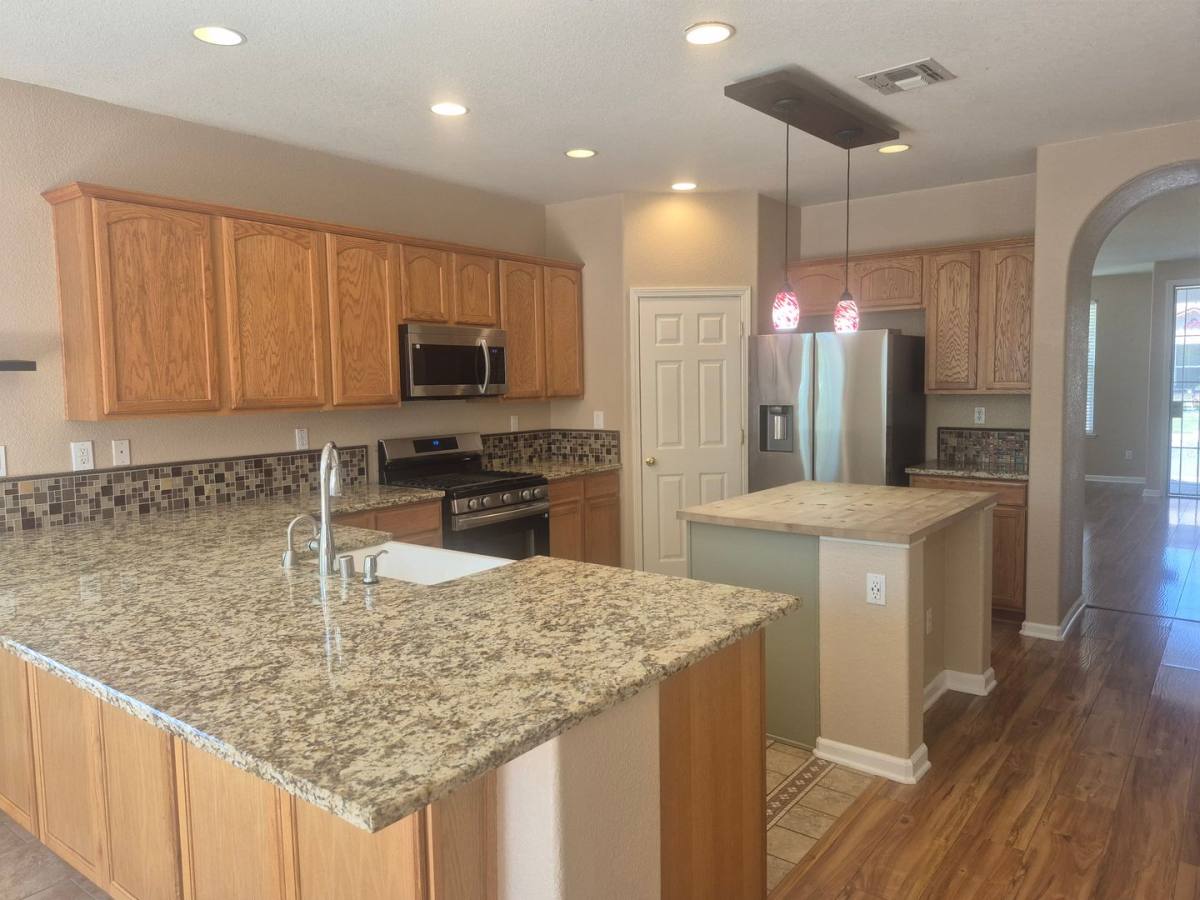 House for rent at 5040 Kankakee Dr, Sacramento, CA 95835